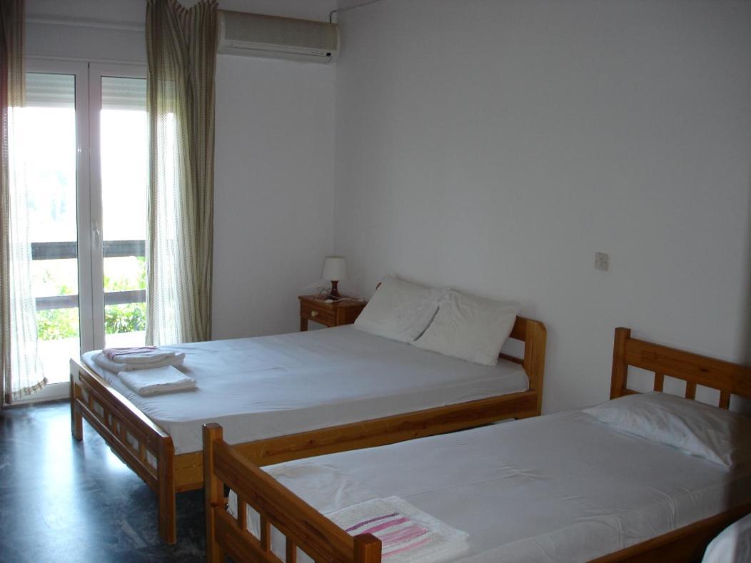 Ilias Appartements Tsaprounis Ellinika  Экстерьер фото
