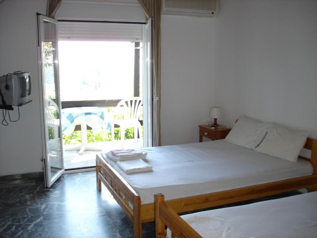 Ilias Appartements Tsaprounis Ellinika  Экстерьер фото